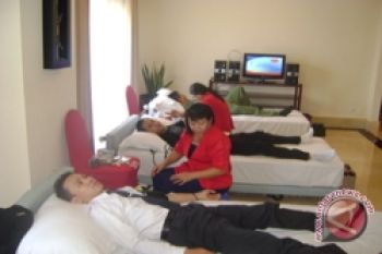 Donor Darah Aston Terhimpun 51 Kantong