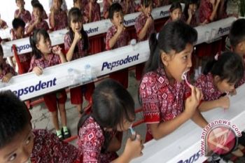 PDGI-FKG Unsrat Periksa Gigi Gratis 1000 Orang