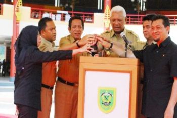 Gubernur Puji Berau