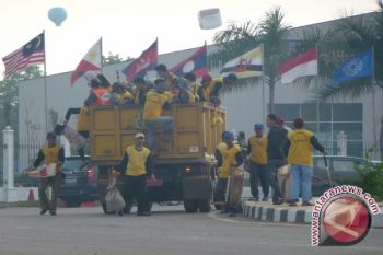 Ratusan petugas kebersihan kawasan olahraga Jakabaring diberdayakan