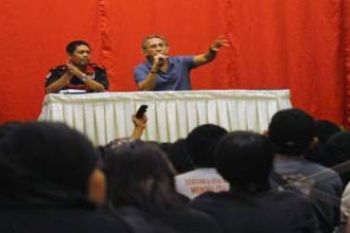 IWAN FALS