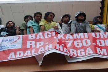 Desak UMK Batam Rp1,76 Juta