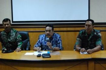 Wali Kota Batam Ajukan UMK 2012 Rp1,302 Juta
