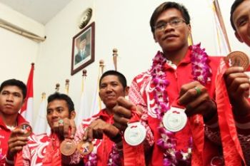 MEDALI DAYUNG SEA GAMES