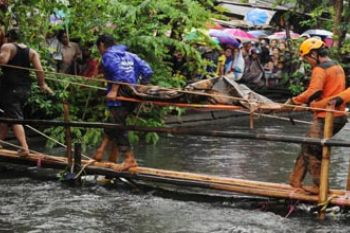 KORBAN MENINGGAL