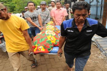 KORBAN MENINGGAL