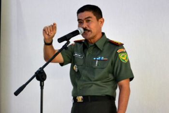 Hindari Bentrok