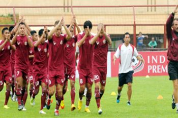 JELANG LAWAN PERSIJA
