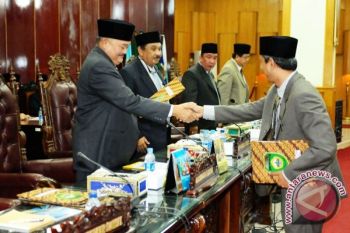 DPRD setujui Raperda keselamatan Bandara SMB II