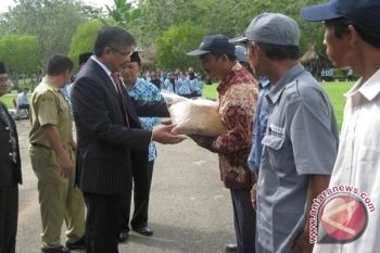 Gubernur "Borong" Tiga Sambutan Hari Besar Nasional