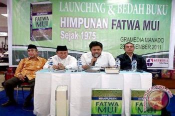 Bedah Buku Fatwa MUI Di Manado