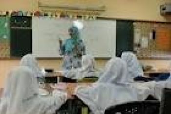 Guru Pedalaman Riau Tidak Digaji