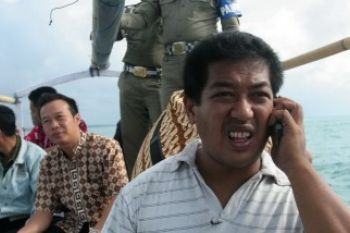 KOMUNIKASI ANTAR PULAU
