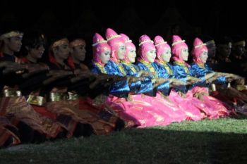 Tari Saman Tarik Perhatian Anak-Anak Norwegia