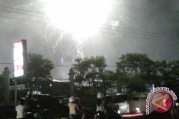 Kota Kendari Diguyur Hujan Jelang Pergantian Tahun