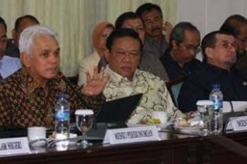 DAMPAK KRISIS EKONOMI