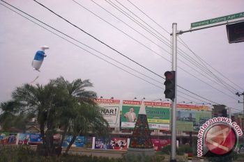 Dewan prihatin kondisi jalan TAA rusak parah 