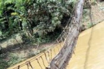 14 Jembatan Gantung Rusak Diterjang Banjir