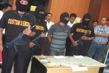 BC Karimun: Ekstasi Sitaan Bernilai Rp1,43 Miliar