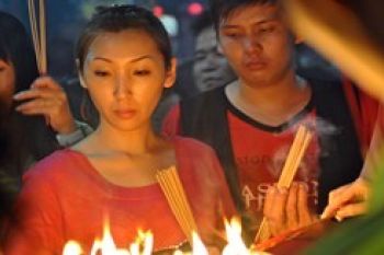 Ribuan Warga Tionghoa Tanjungpinang Rayakan Pergantian Tahun