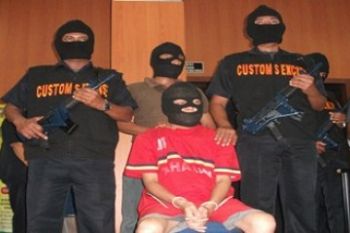 Penyelundup Ekstasi Rp1,43 Miliar