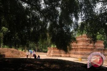 Tamu HPN 2012 Serbu Kawasan Percandian Muarajambi