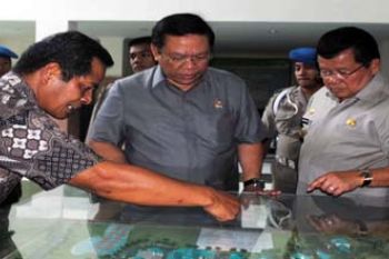 MENKOKESRA TINJAU RSUD