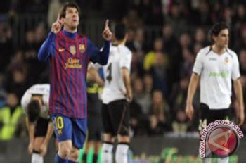Messi 42 Gol, Ronaldo 27