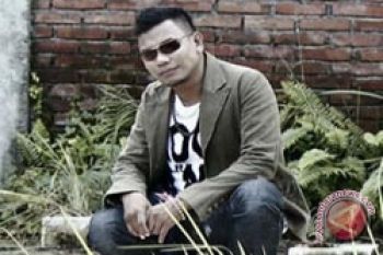  Akustik Nite Aston Tampilkan Aritopan