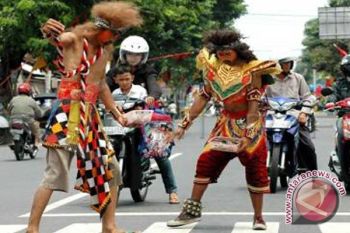 Jathilan perlu dikemas modern