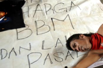 TOLAK KENAIKAN BBM