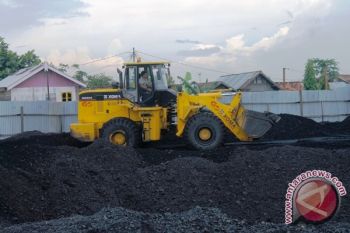 Bisnis batu bara diterpa badai 