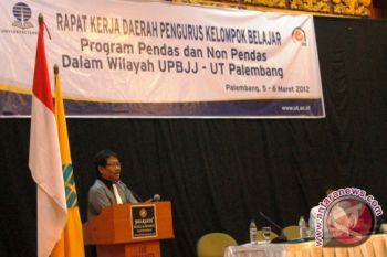 Belajar mandiri tantangan terberat Universitas Terbuka 