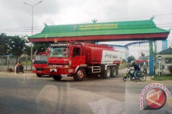 Pertamina terpaksa impor BBM