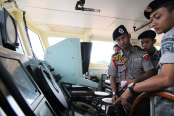KUNJUNGI KRI HIU