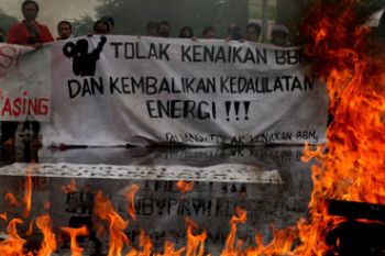 TOLAK KENAIKAN BBM