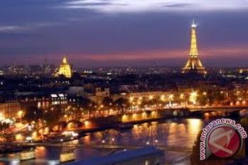 No victims in Paris blast near Indonesian embassy