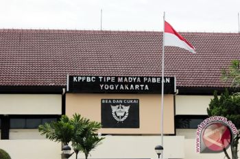 Bea Cukai musnahkan ribuan barang tanpa dokumen 