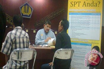 Wajib Pajak Antre Panjang Urus SPT