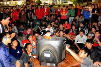 NOBAR RAPAT PARIPURNA