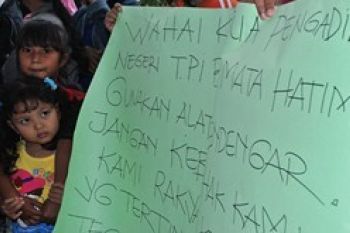 Ratusan Mantan Buruh Tuntut Eksekusi Putusan MA