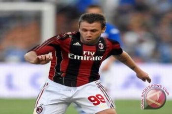 Tevez dan Toni curi perhatian di Liga Italia