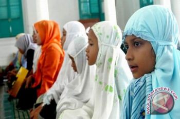 Ribuan siswa Bengkulu zikir bersama jelang UN