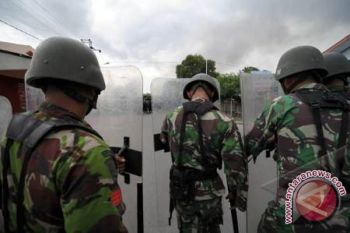 Seorang Anggota TNI Ditembak di Papua