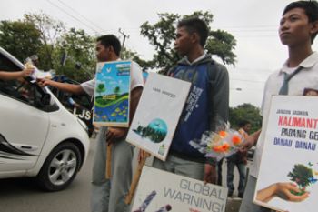 BUNGA HARI BUMI