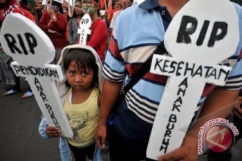 Ribuan Petani "Ramaikan" Hari Buruh Dunia