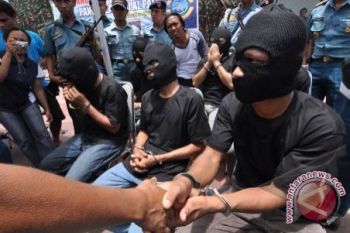 Penjaga Pantai Filipina-Jepang Latihan Antiperompakan