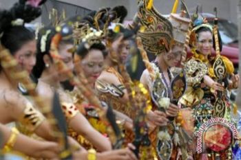 "Solo 24 Jam Menari" berlangsung meriah