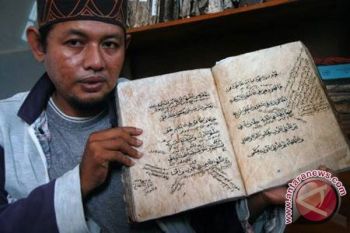 Warga Ngaku Simpan Naskah Peninggalan Kerajaan Mataram