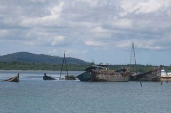 Kapal Tangkapan Tenggelam